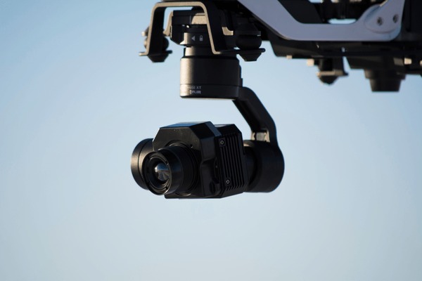 Skydio rc drone for event coverage with altitude hold