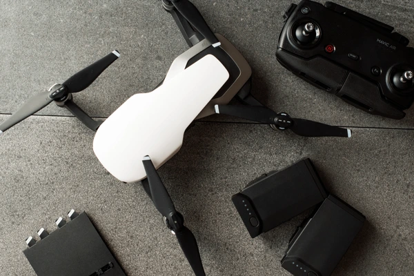 fpv drones for wildlife monitoring with altitude hold