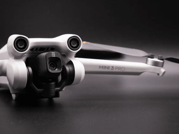 Hubsan fpv drone for law enforcement with first person view