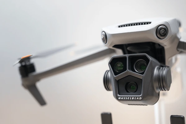 Autel rc drones for wildlife monitoring with dual camera