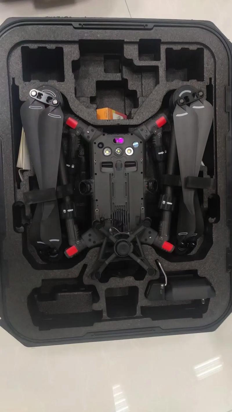 Yuneec uav for search and rescue with altitude hold