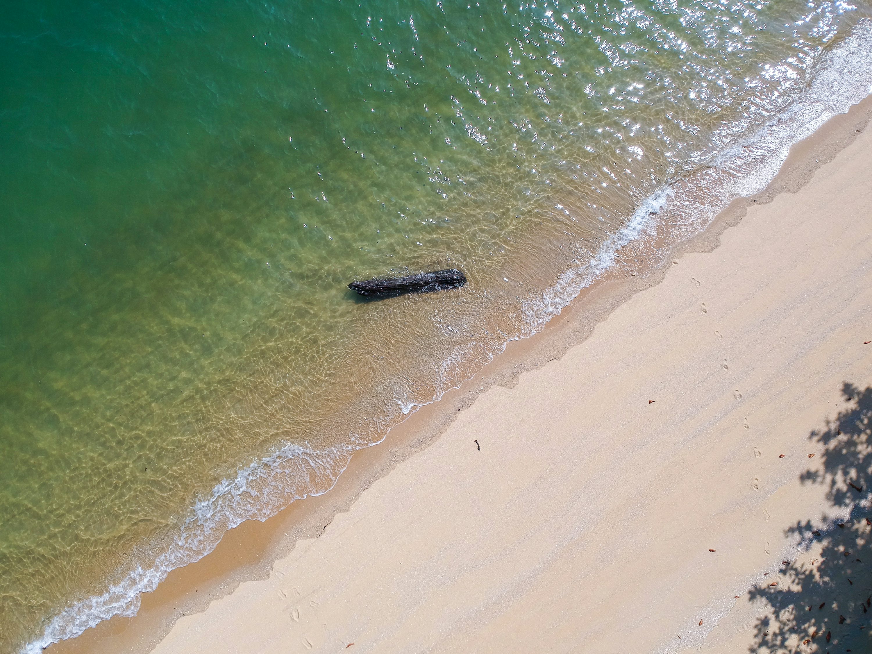 drone for aerial photography with long battery life in Singapore