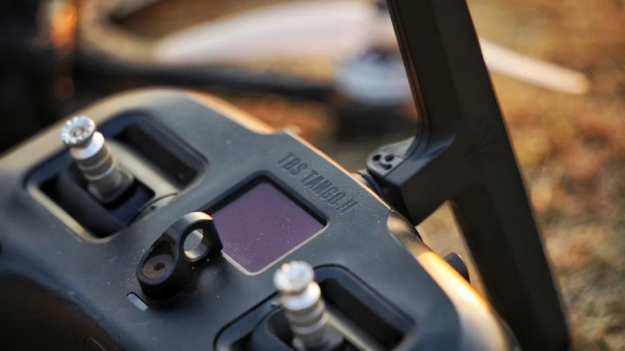Hubsan uavs for cinematography with waterproof