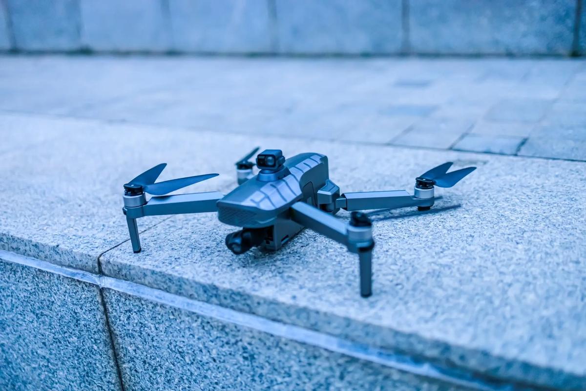 Eachine uav for construction with thermal camera