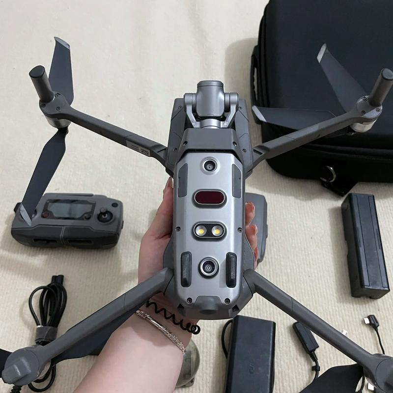 camera drones for law enforcement with long battery life in Canada