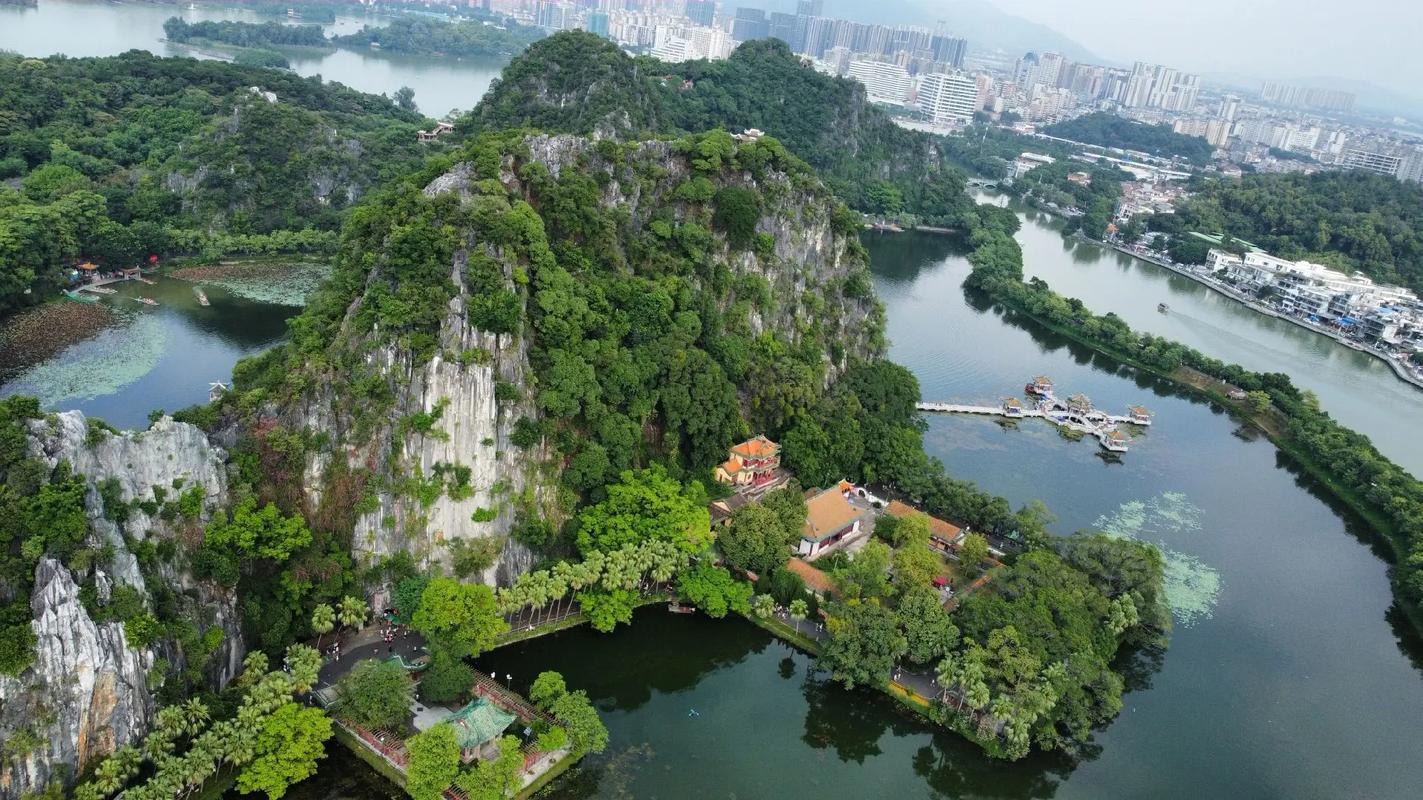 rc drone for cinematography with follow me mode in Singapore