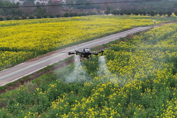 Eachine uavs for law enforcement with long battery life