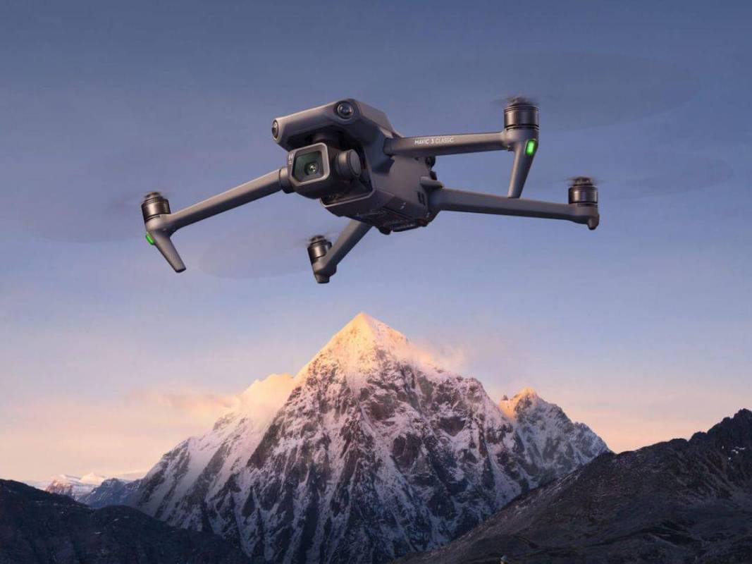 uavs for aerial photography with live streaming in Los Angeles