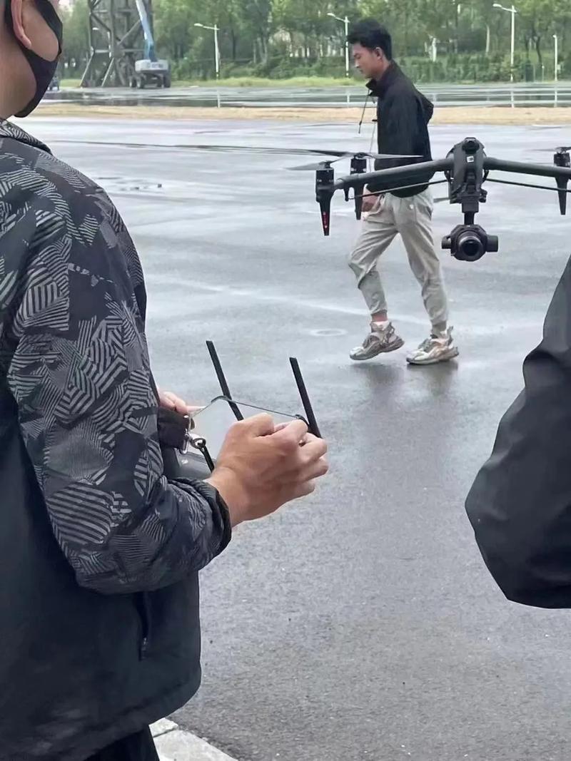 Yuneec fpv drone for racing with obstacle avoidance