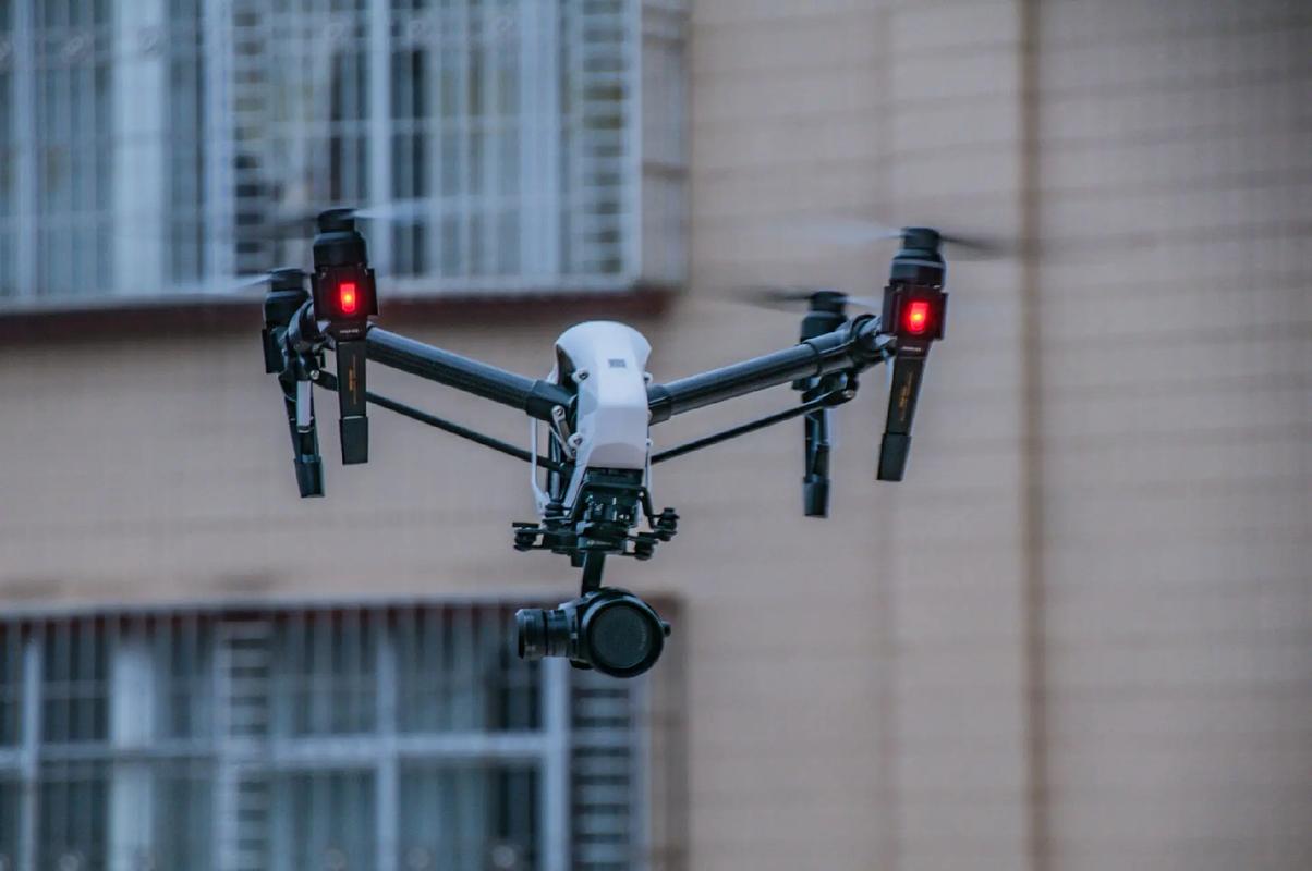 Eachine gps drones for delivery with follow me mode