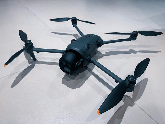 Hubsan rc drone for search and rescue with long battery life