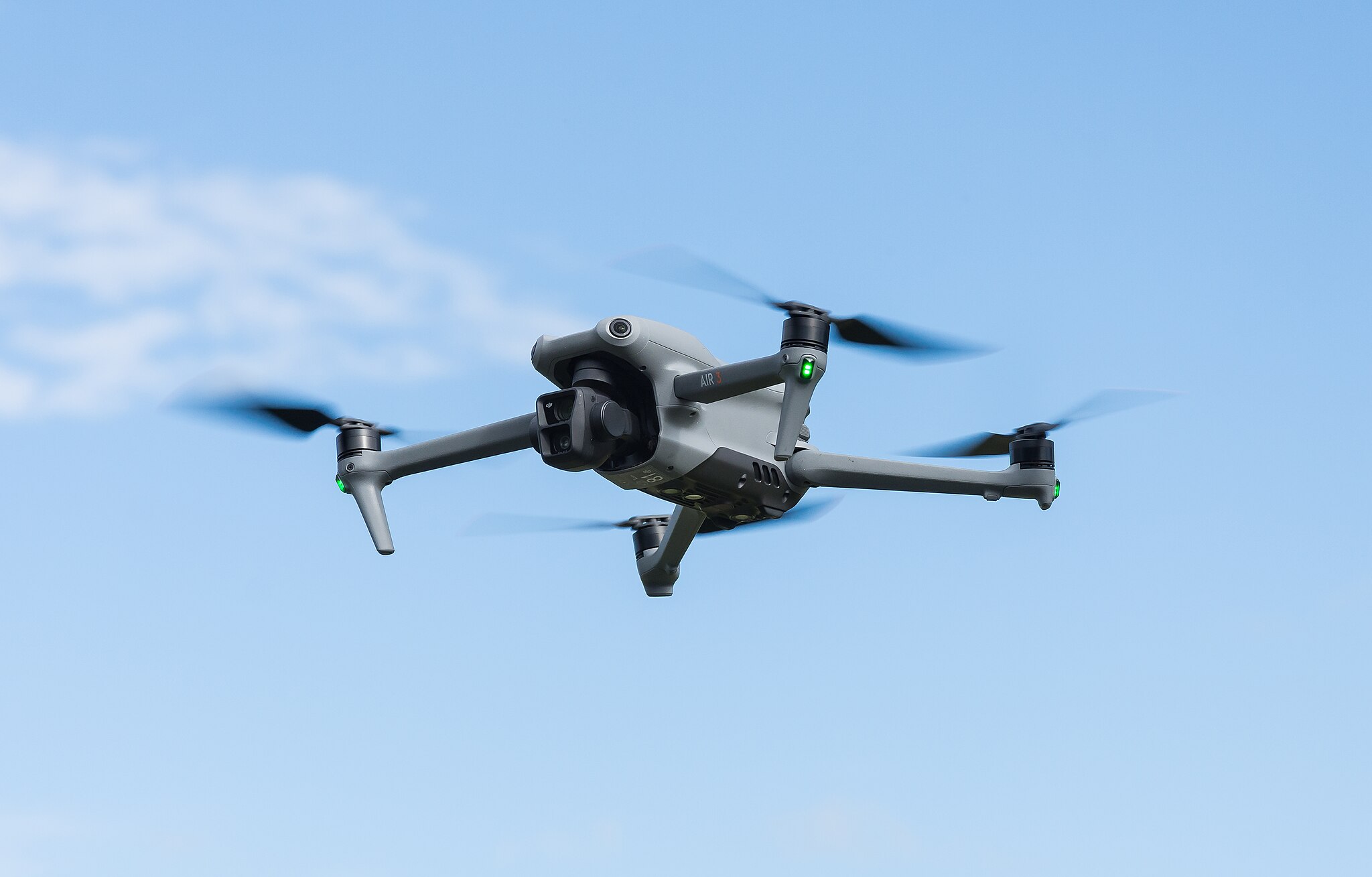 Holy Stone quadcopter for wildlife monitoring with first person view