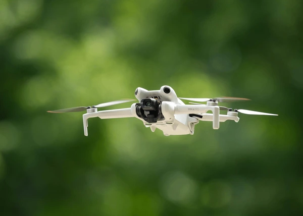 Autel camera drone for real estate with thermal camera