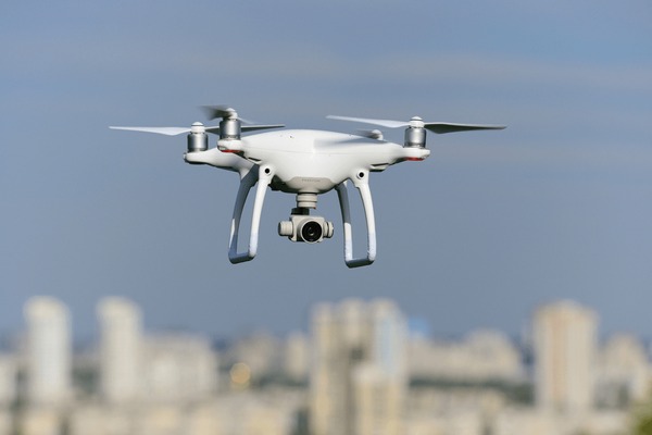 Skydio professional drone for delivery with long battery life