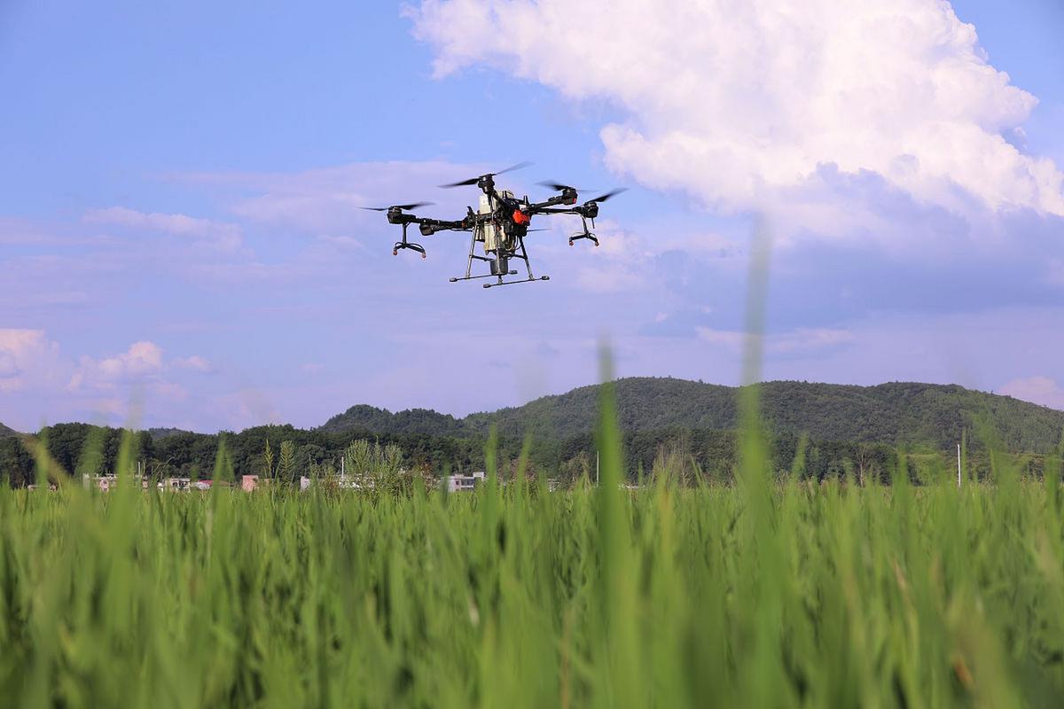 Holy Stone uav for real estate with first person view