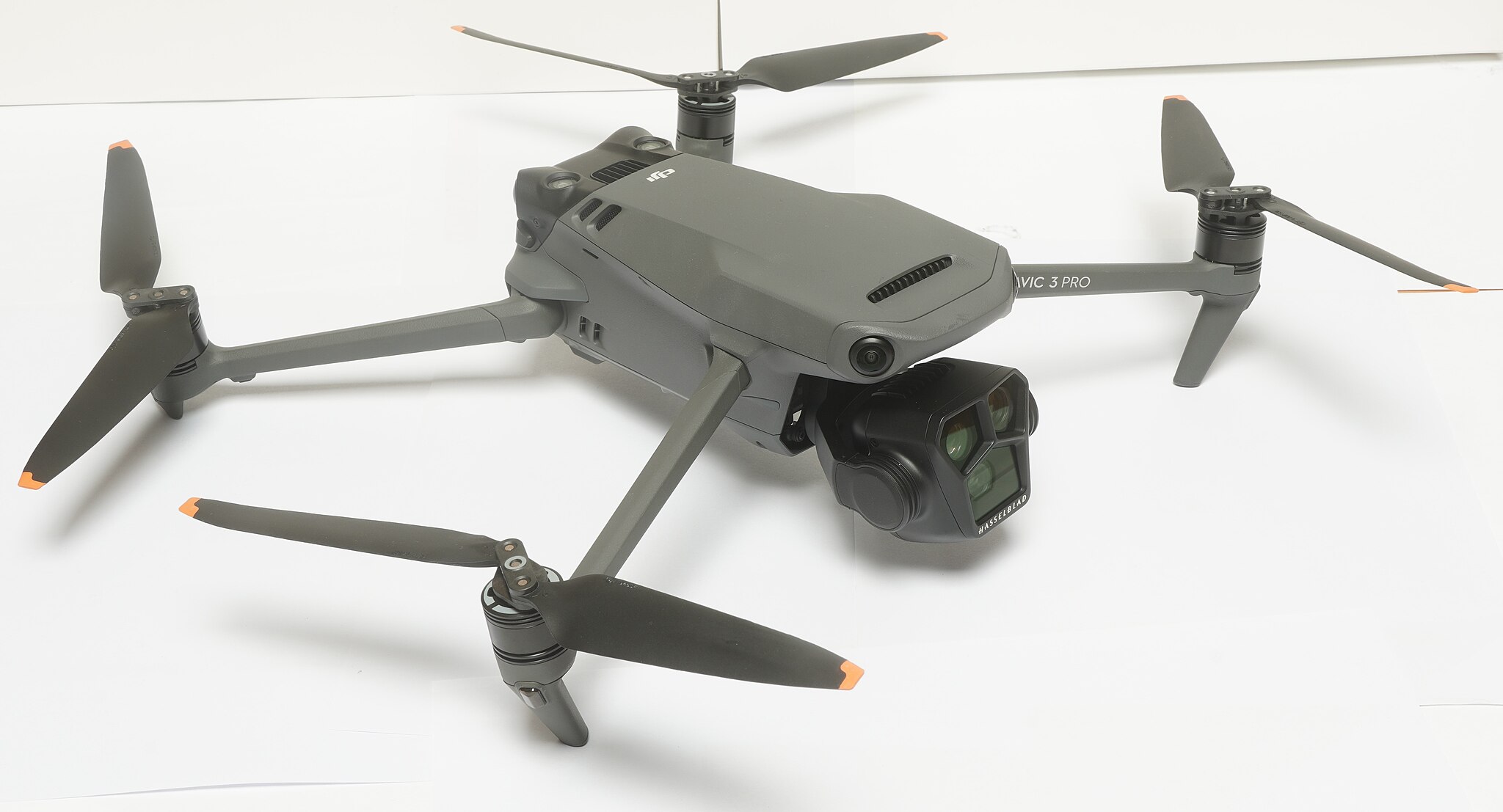 drones for aerial photography with dual camera in Singapore