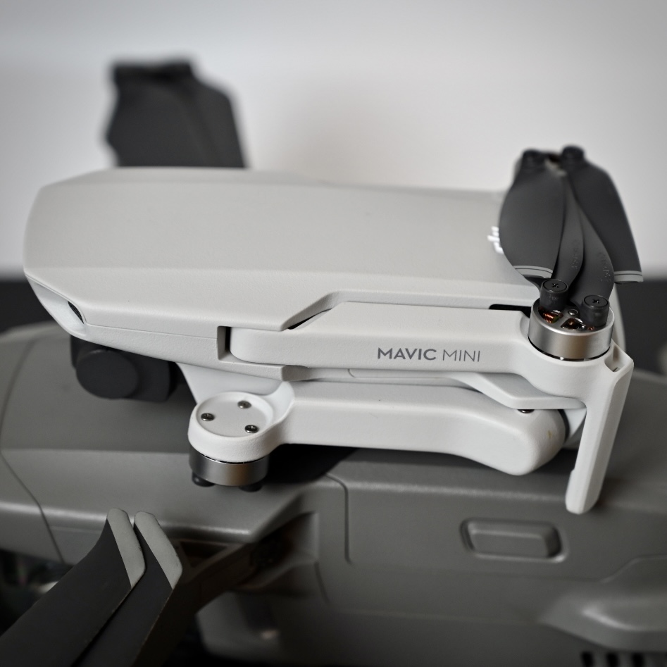 quadcopter for real estate with long battery life in Dubai