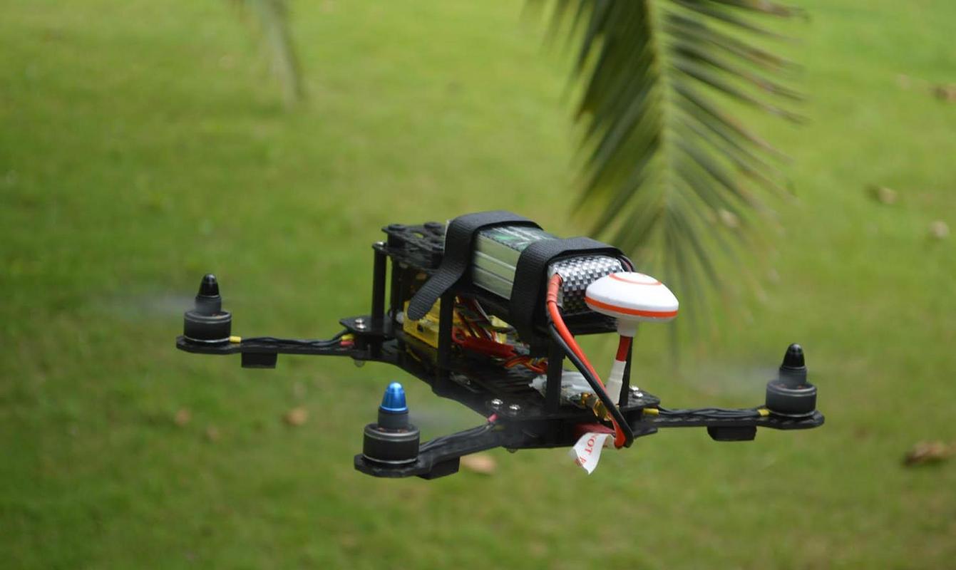 Autel mini drone for cinematography with thermal camera