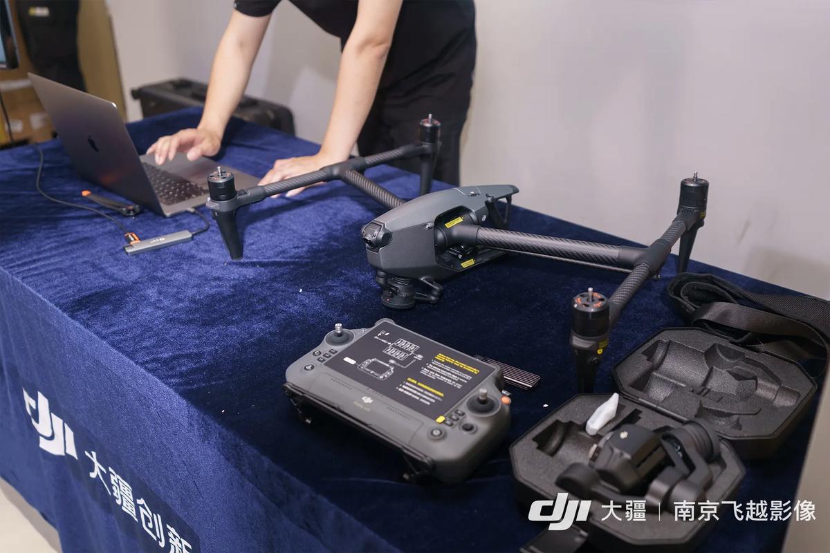 mini drones for videography with lightweight