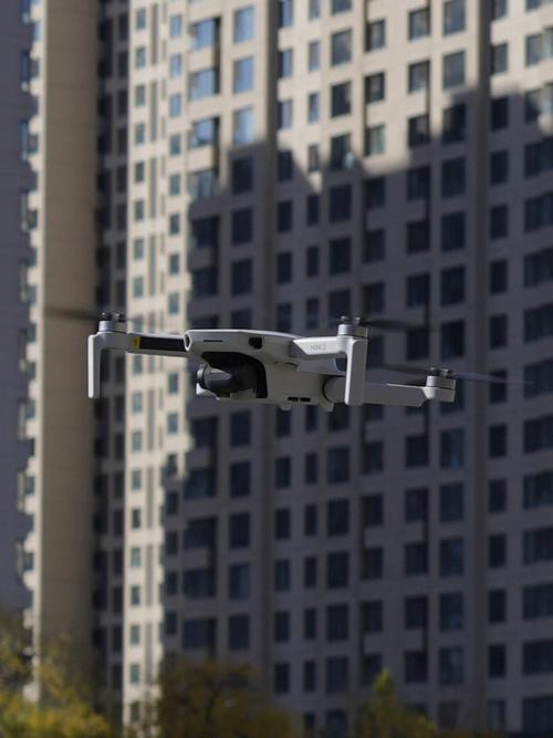 Holy Stone mini drones for videography with long battery life