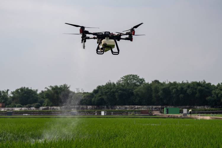 Skydio camera drones for construction with foldable
