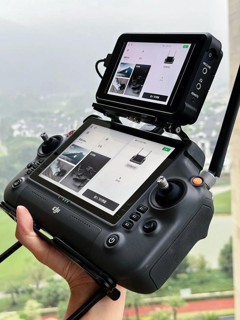 DJI quadcopters for real estate with return to home