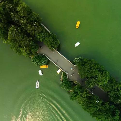 quadcopter for videography with 1080p camera in Canada